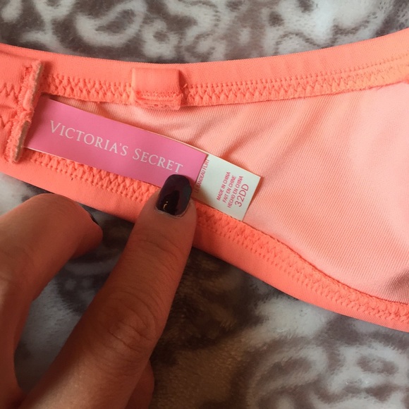 COPY - Victoria’s Secret Strapless Top (includes … - Picture 4 of 7